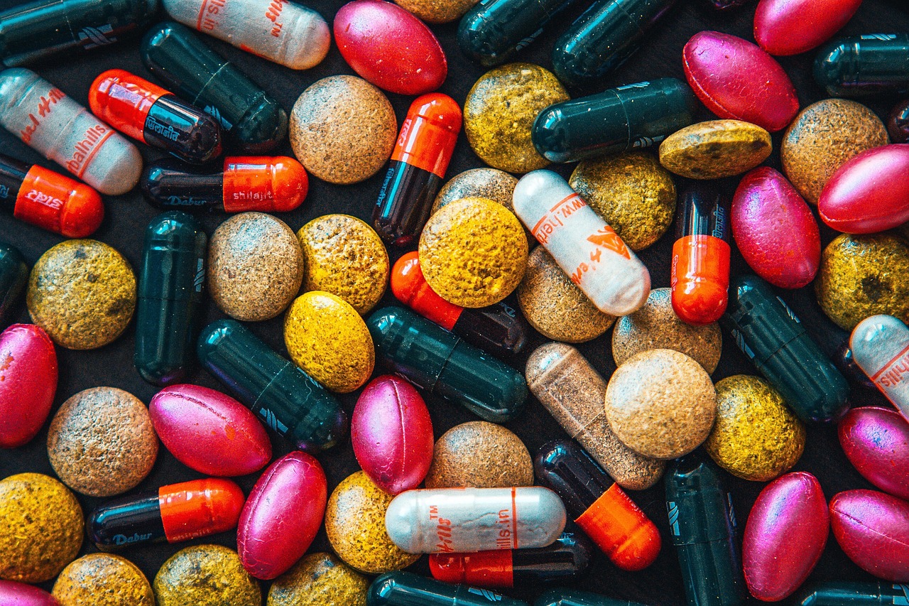 Application de la L-tyrosine dans les compléments alimentaires à base d'acides aminés composés