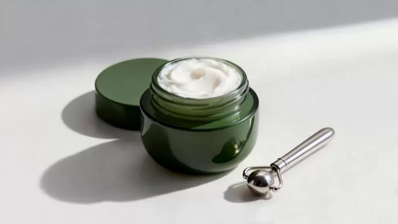 Am&eacute;lioration du grain de peau &middot; Viablife Ceramide am&eacute;liore le teint et l'&eacute;clat de la peau du visage