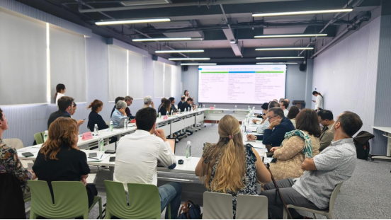 Dialogue industriel Chine-UE&nbsp;: une d&eacute;l&eacute;gation fran&ccedil;aise de biofabrication visite Viablife pour explorer les opportunit&eacute;s mondiales de la bioproduction assist&eacute;e par l&rsquo;IA